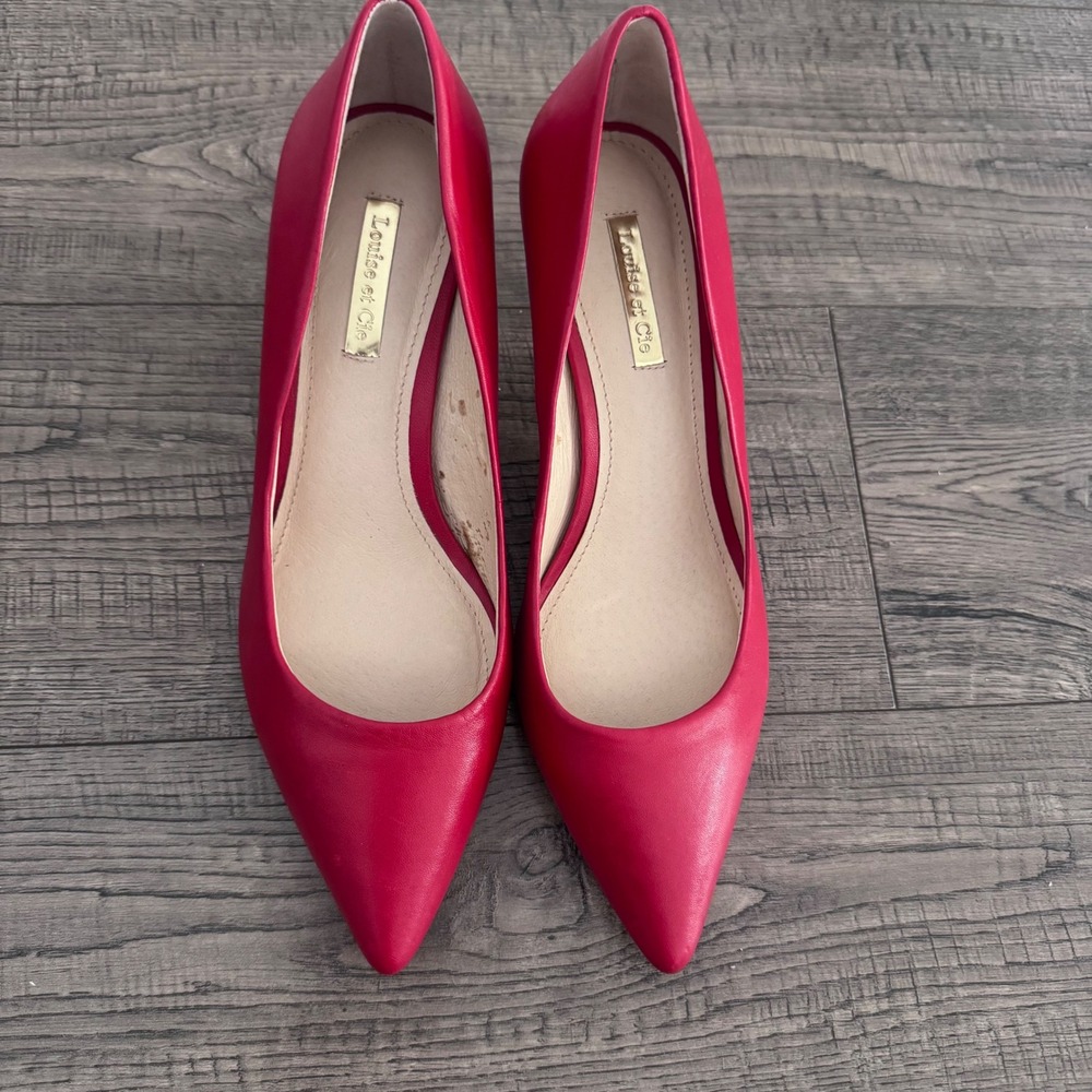 Louise et Cie Red Leather Pointed Toe Kitten Heel Pumps Womens Size 8M 38.5
